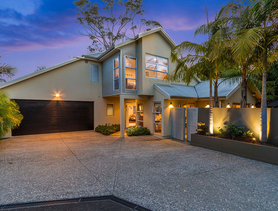 Free property data for 2/63 Selwyn Crescent, Forrest Hill, Auckland