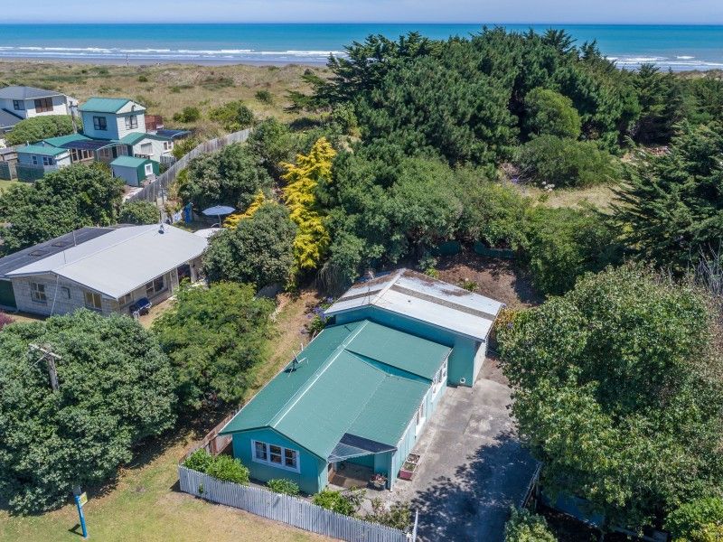 Free property data for 111 Rua Avenue, Waitarere Beach, Levin homes.co.nz