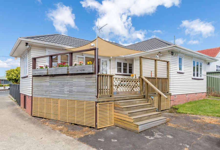 Free property data for 1/425 Blockhouse Bay Road, Blockhouse Bay