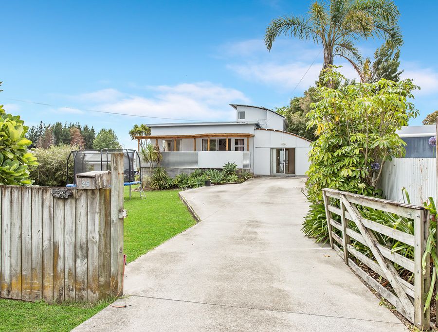 Free property data for 25 Bell Road, Beachlands, Auckland homes.co.nz