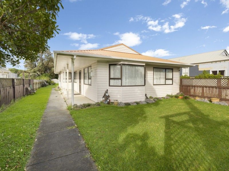 For sale 68 Park Avenue, Waitarere Beach homes.co.nz