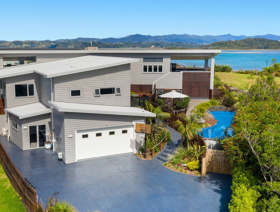 Recently sold 394 Harbour Road, Ohope homes.co.nz