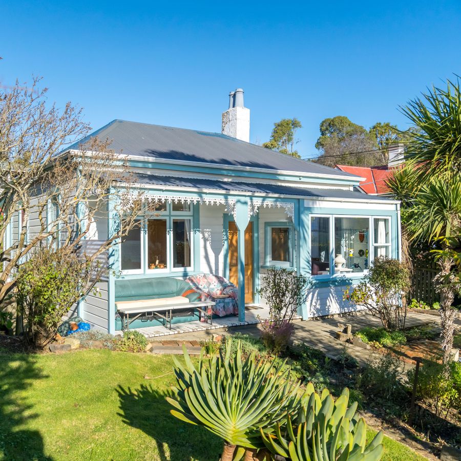 Free property data for 1 Nicholas Street, Portobello, Dunedin homes.co.nz