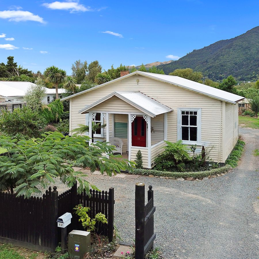 Free property data for 12 Stanley Avenue, Te Aroha homes.co.nz