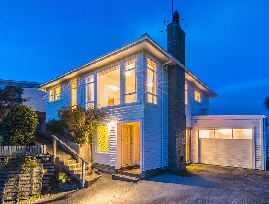 Free property data for 160 Nevay Road, Karaka Bays, Wellington homes
