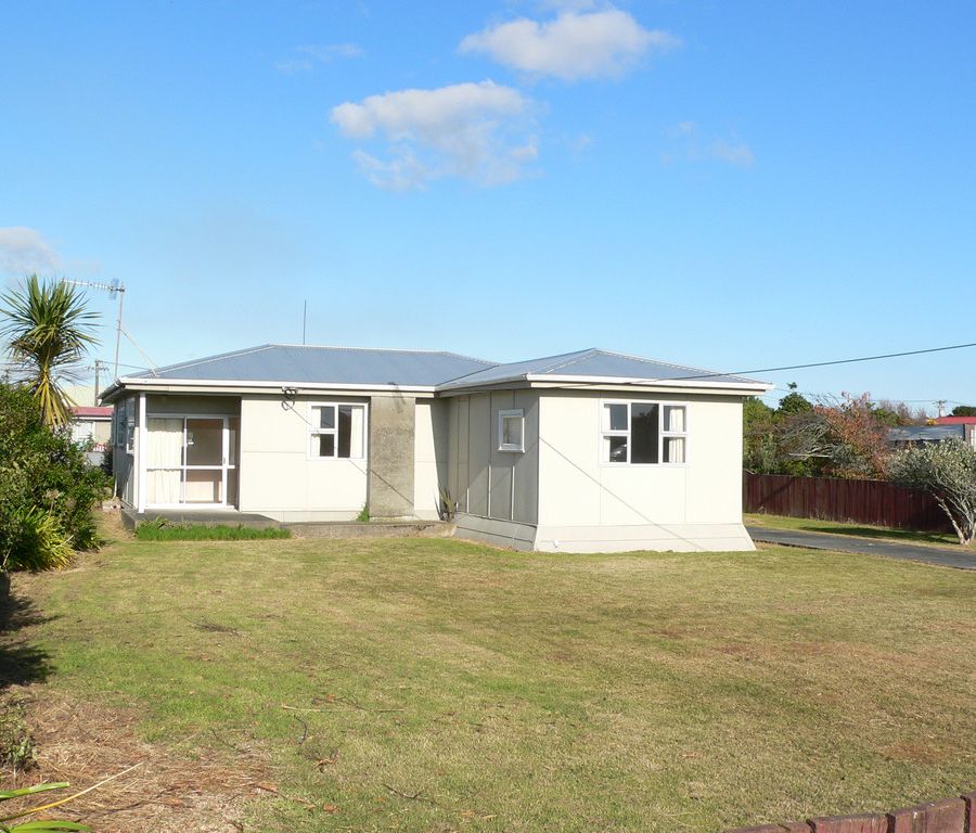 Free property data for 10 Linklater Avenue, Foxton Beach, Foxton