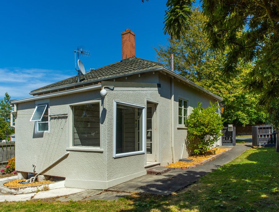 Free property data for 83 Avenue Road, West End, Timaru homes.co.nz