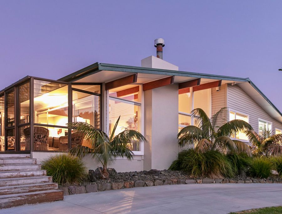 Free property data for 129 Point View Drive, East Tamaki Heights