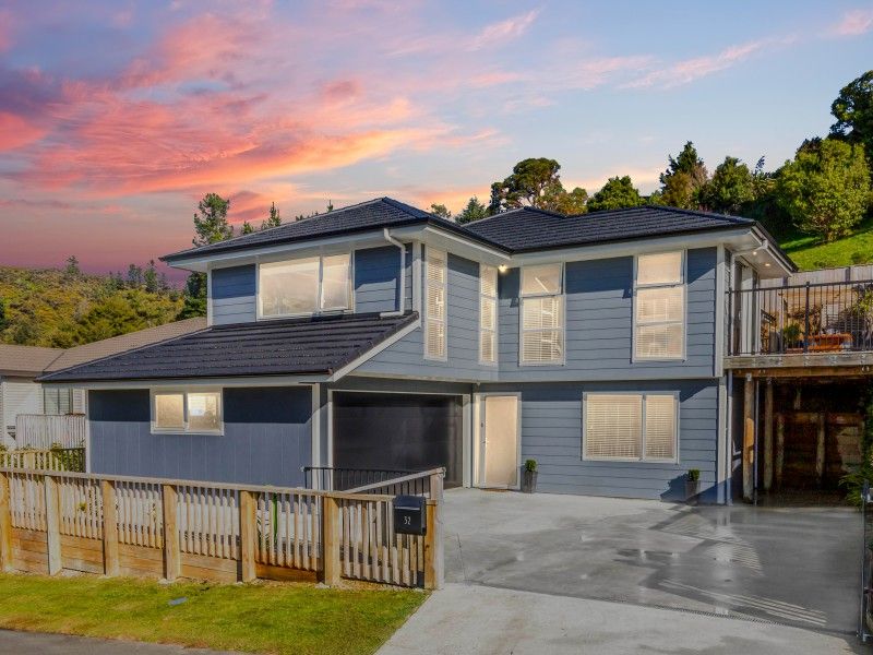 Free property data for 32 King Charles Drive, Kingsley Heights, Upper