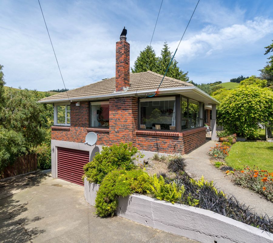 Free property data for 86 Koremata Street, Green Island, Dunedin homes.co.nz