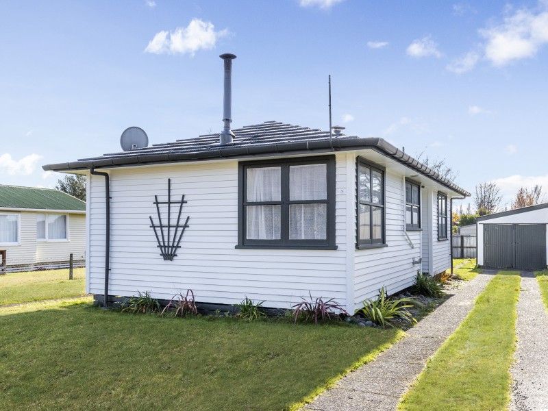 Free property data for 54 Tureiti Place, Turangi homes.co.nz